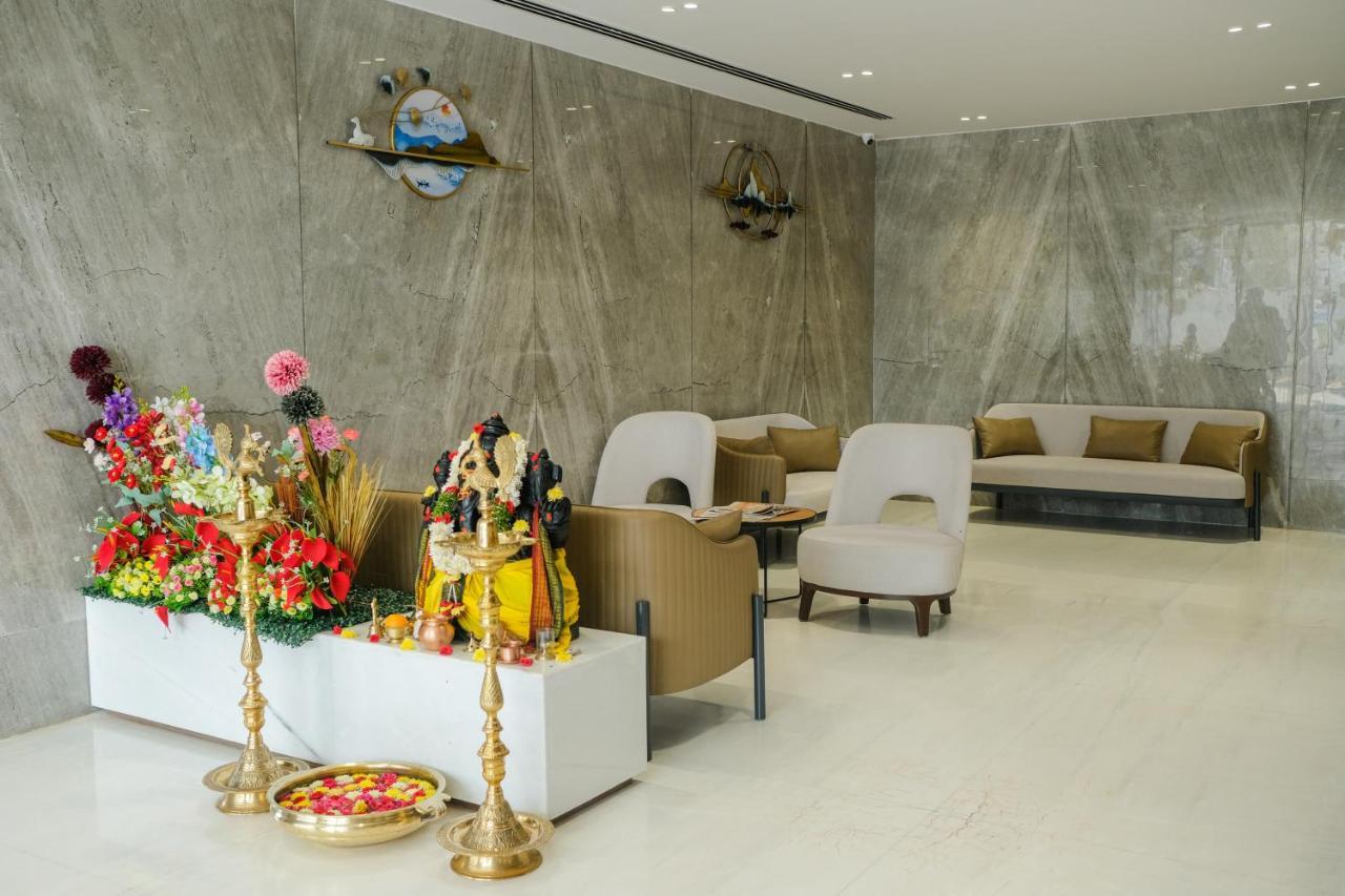 Hotel Tulips Grand Hyderabad Esterno foto